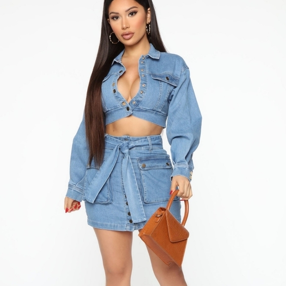 Fashion Nova Denim on Denim Matching Blue Skirt Set - Picture 11 of 16